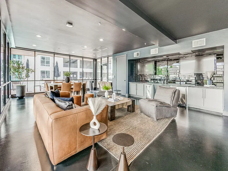 24Eleven Washington — Photo 24