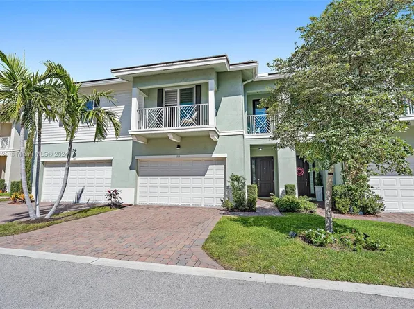 1915 Juno Landing Ln, North Palm Beach, FL 33408