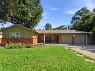 509 Patricia Rd, Hurst, TX 76053
