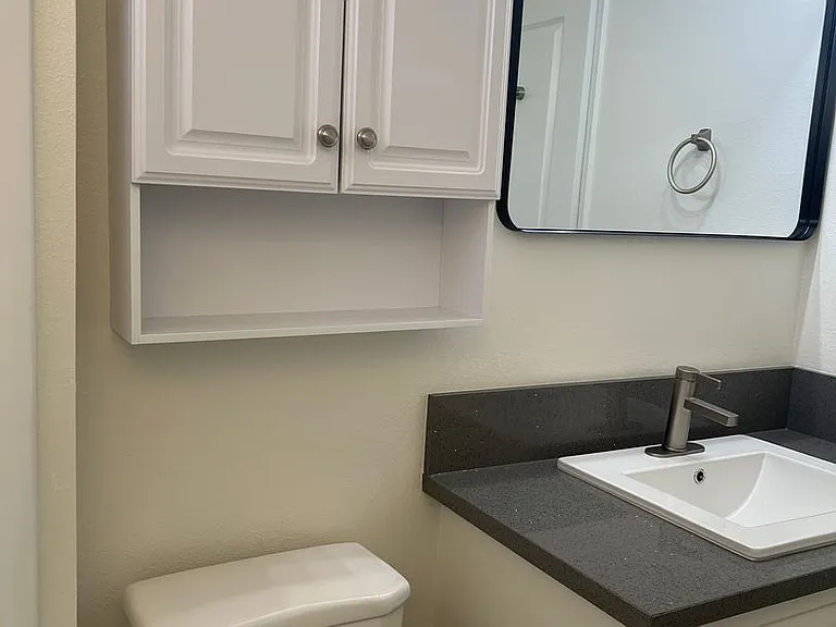 Arrowhead Apartments — Photo 34