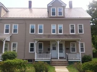 62 Mount Tom Ave, Easthampton, MA 01027