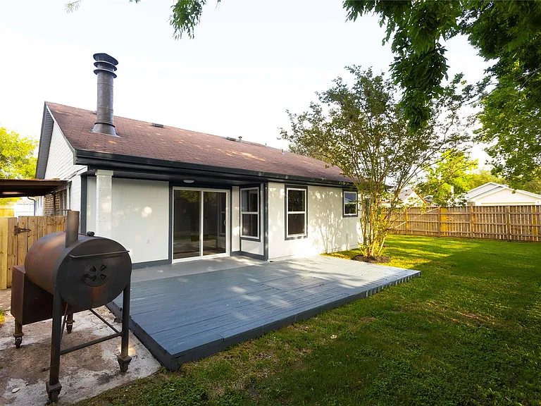 10030 Tahoka Ln — Photo 3