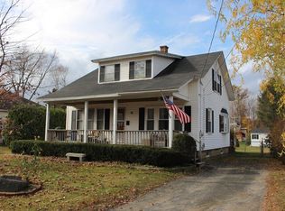 26 Pepin Ave, Easthampton, MA 01027