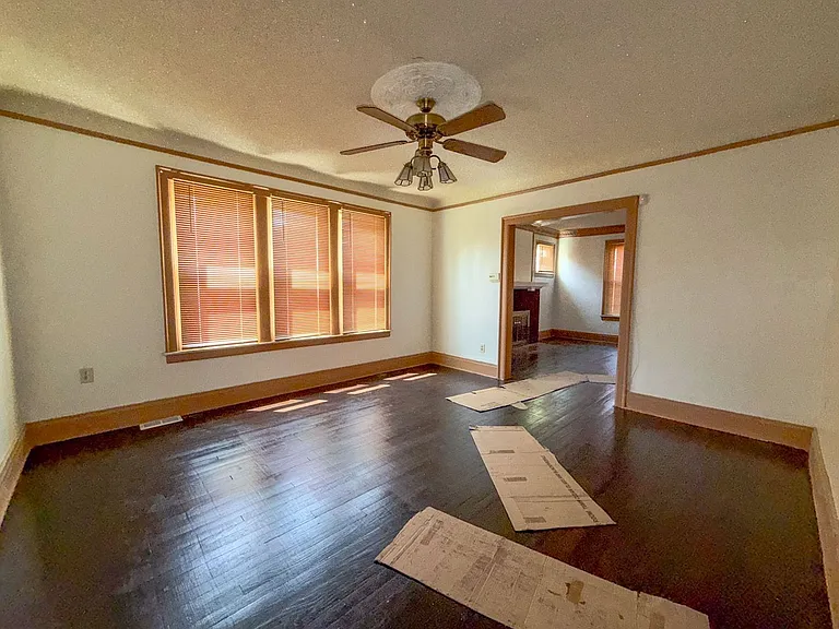 9392 Woodside St — Photo 11