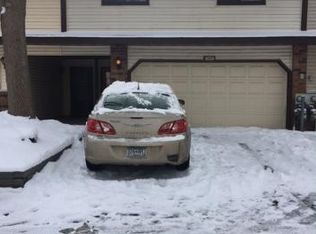 8719 Maplebrook Pkwy N, Brooklyn Park, MN 55445