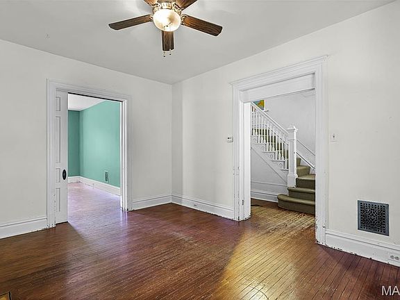 4th image of 3712 Juniata St