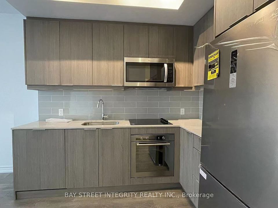 1st image of 32 Forest Manor Rd #503
