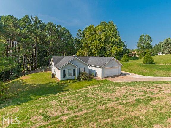 2nd image of 4392 Pond Fork Way