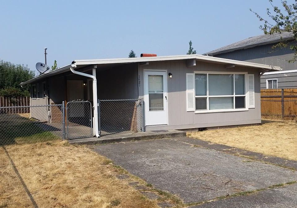 1st image of 1421 116th St S