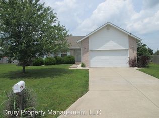 2509 S Jonathan Ave, Springfield, MO 65807