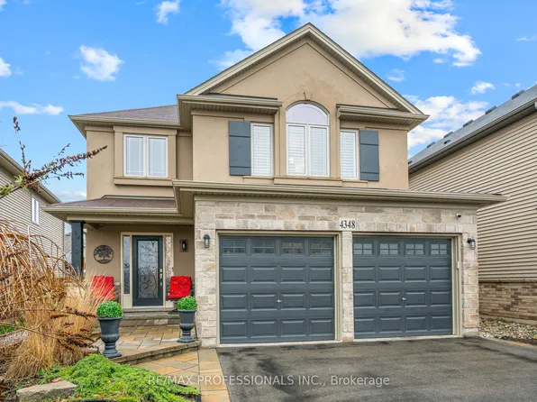 4348 Dennis Ave, Lincoln, ON L3J 1N4