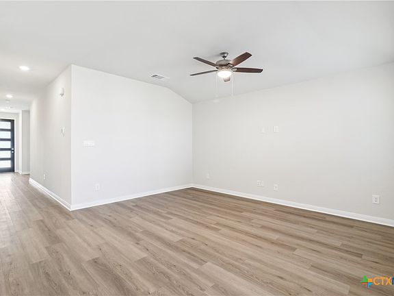 4th image of 114 Barton Point