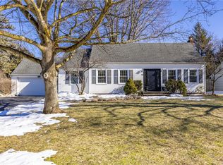 56 Hunters Ln, Rochester, NY 14618