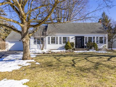 56 Hunters Ln, Rochester, NY, 14618