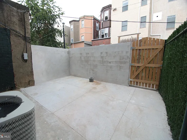 1852 N Willington St #1 — Photo 8