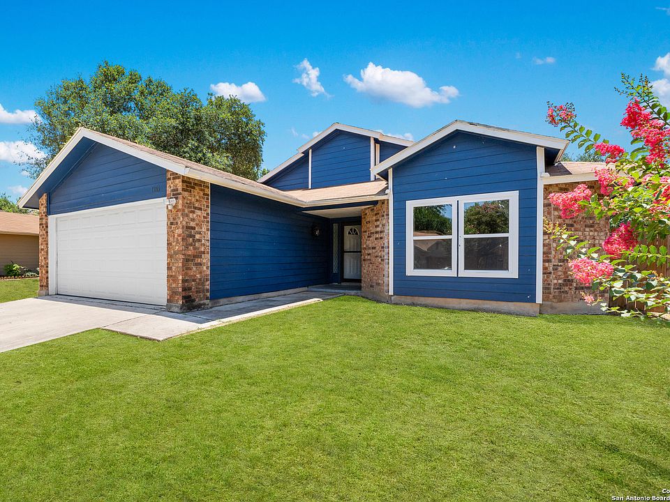 1st image of 11015 ALMOND PARK