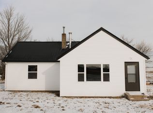 3229 120th St, Amana, IA 52203