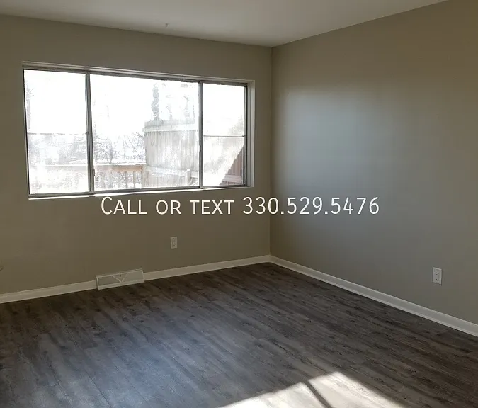 72 S Thomas Rd #12 — Photo 14