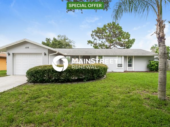 1316 Whispering Ln
