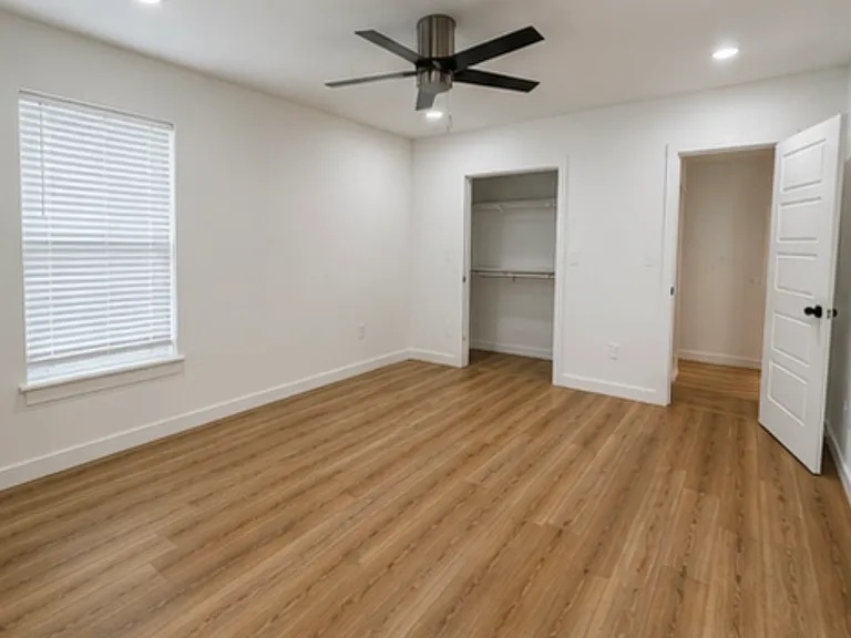 2291 W Wedington Dr #1 — Photo 15