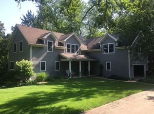 406 Lexington Ave, Iowa City, IA 52246