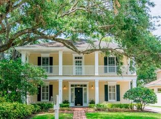 3205 W Hawthorne Rd, Tampa, FL 33611