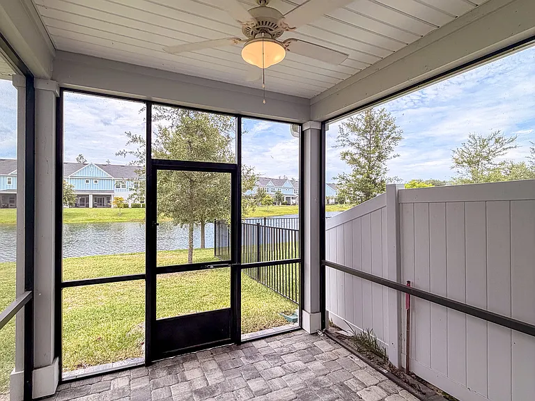 421 Boracay Cir — Photo 15