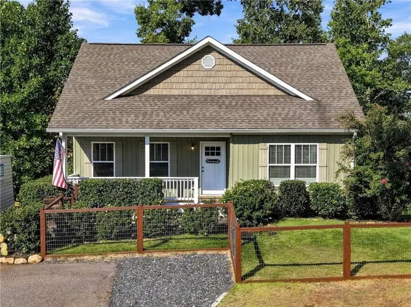 120 Camp Dr, Dahlonega, GA 30533