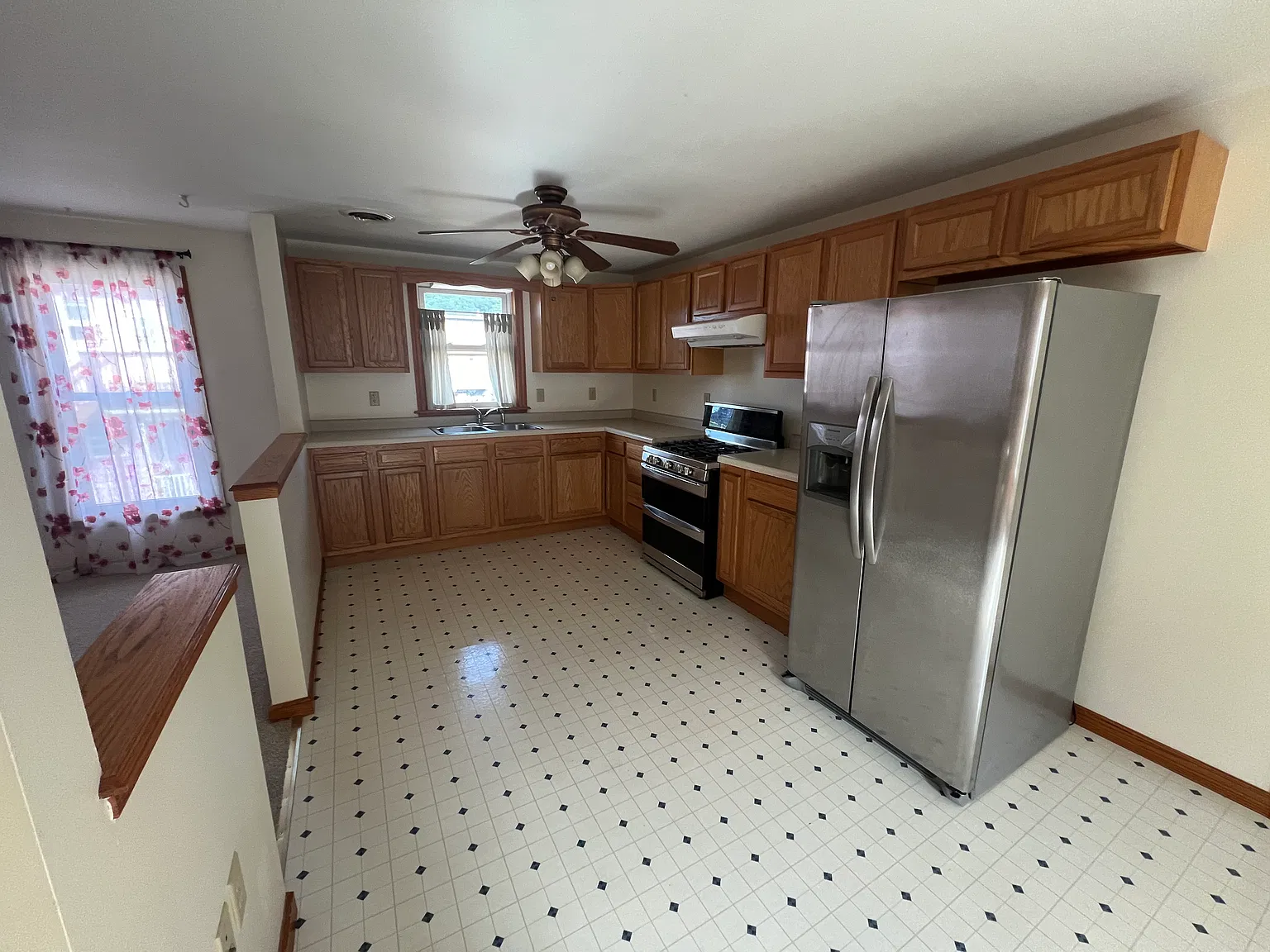 1 bed, 1200 sqft, $875 — Photo 4