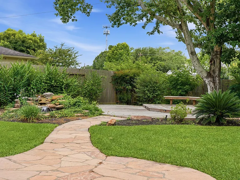15122 Greenleaf Ln — Photo 43
