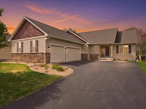 11825 Erskin Cir, Blaine, MN 55449