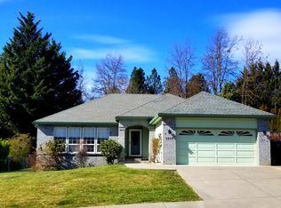 1517 Cypress Point Dr, Medford, OR
