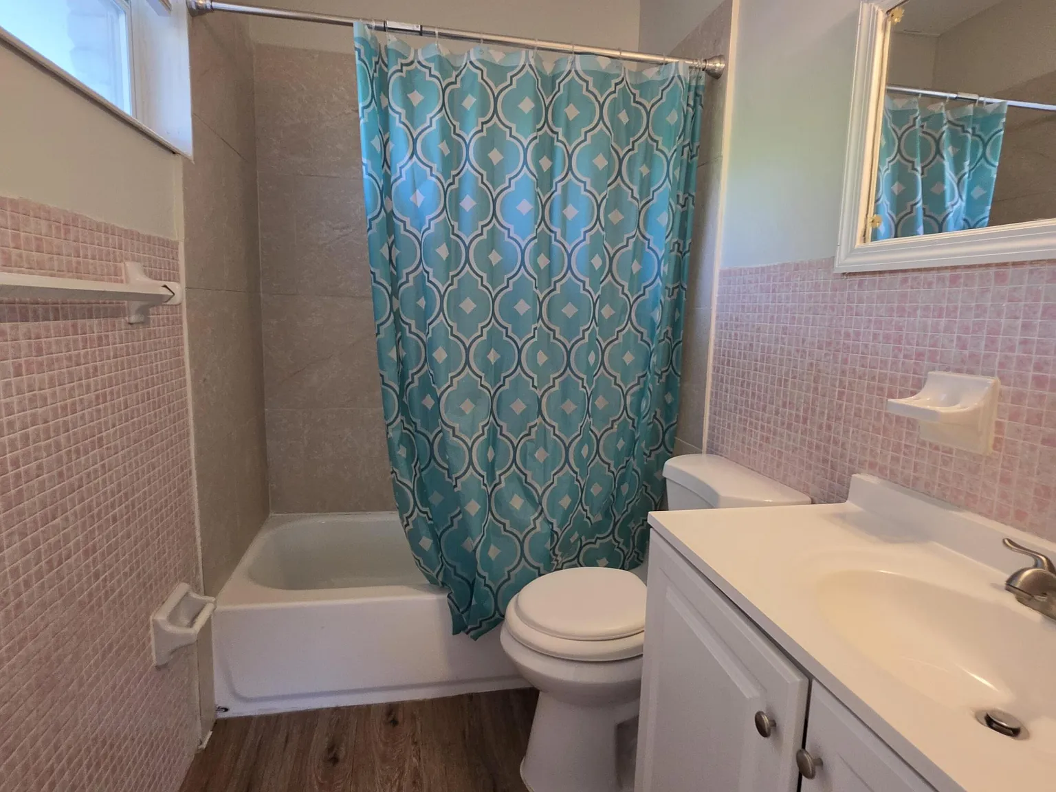 Studio, 1.0 bath, 524 sqft, $1,300 — Photo 3
