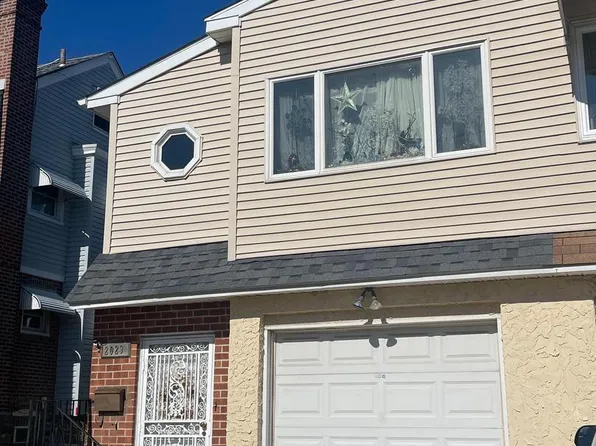 2029 Loney St, Philadelphia, PA 19152