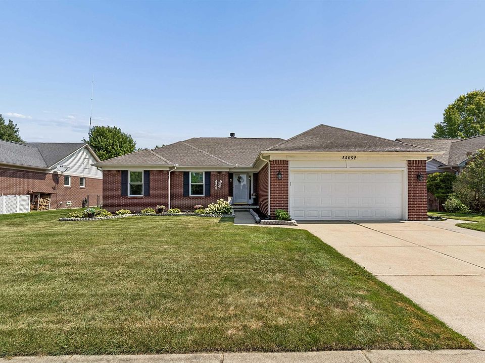 1st image of 54652 Arrow Wood Ln