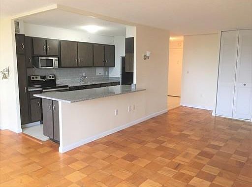 2nd image of 52 Longwood Ave #712