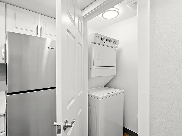 Cascade Park Apartments — Photo 7