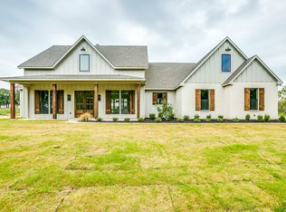 124 Stafford Rd, Weatherford, TX 76088