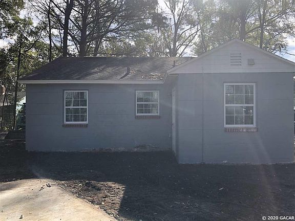 3rd image of 1040 NE 11th Ave