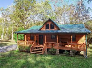 3066 Rivers Edge Dr, Cosby, TN 37722
