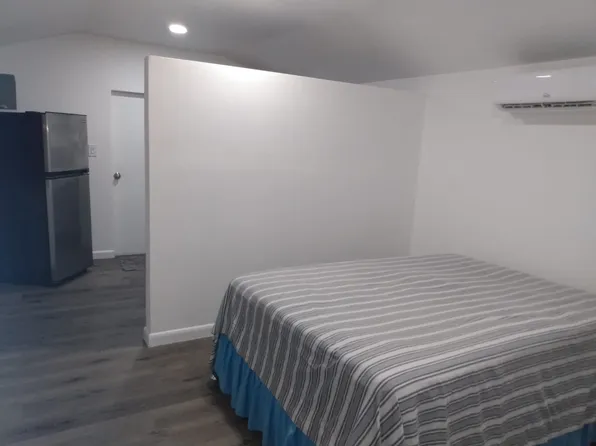 (undisclosed Address), Miami, FL 33157