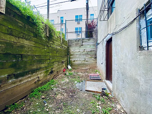 Rented by GROOME REALTY LLC | media 6