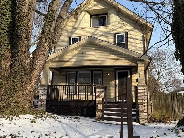 1235 Bellows St, Akron, OH 44301