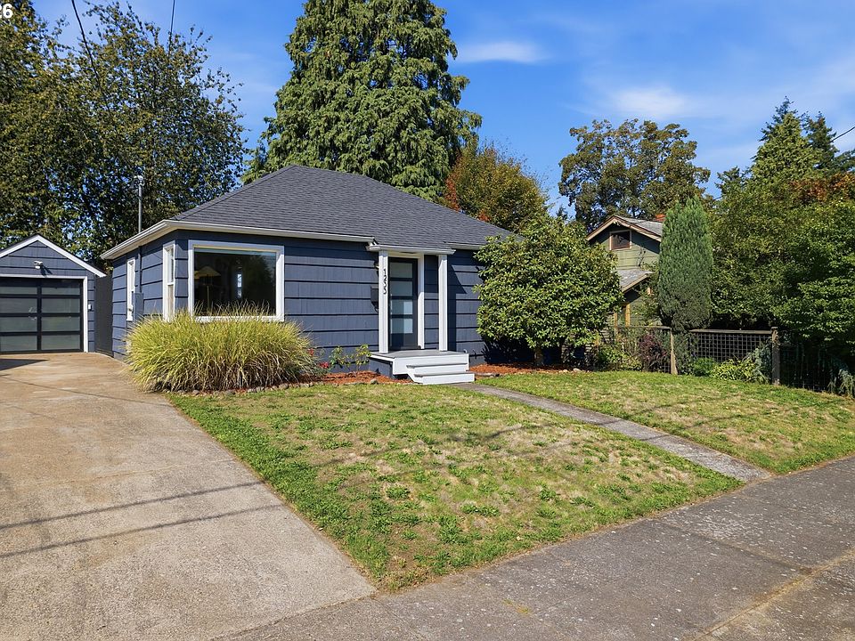 1st image of 1233 NE 76th Ave