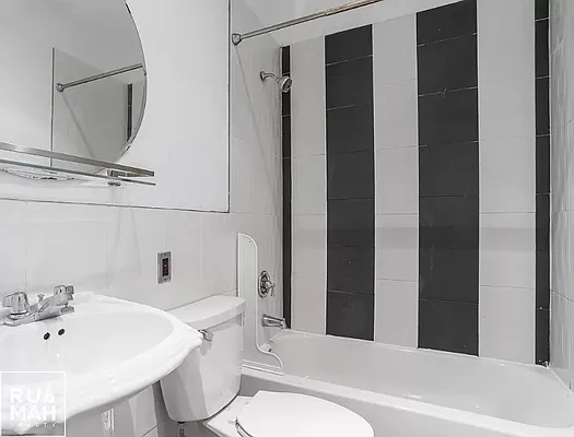 Rented by Rumah Realty Inc | media 18