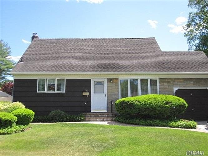 1st image of 1750 Midland Dr