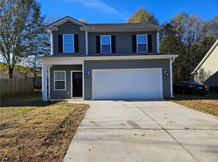 407 Grant St, Easley, SC 29640