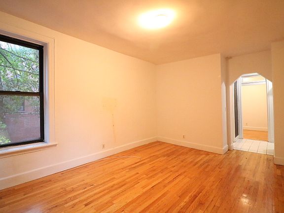 2nd image of 465 W 51st St Front 1-C
