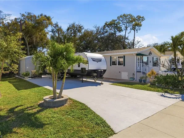 26 Bass LN, NAPLES, FL 34114