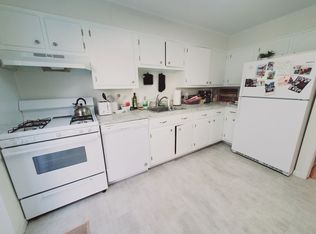 11 Elmwood St, Stamford, CT 06902